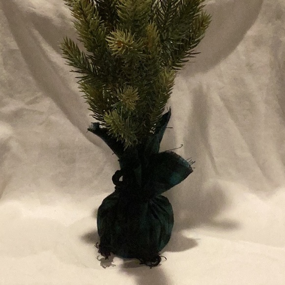 Target Bullseye Playground set of 2 signs and 1 tree - Picture 5 of 5